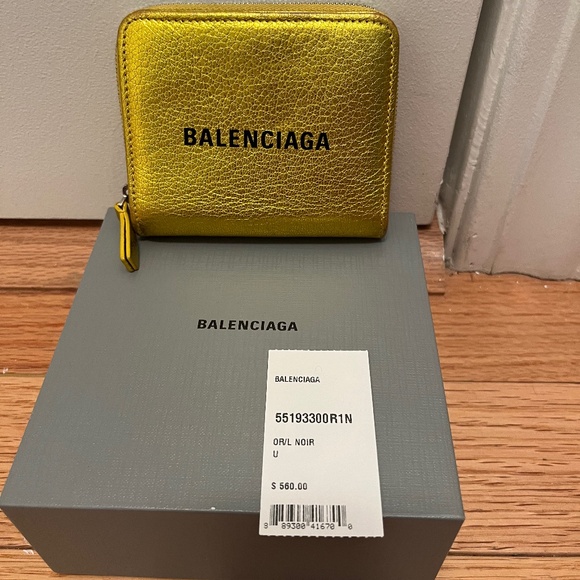 Balenciaga Gold Leather Trifold Wallet - Picture 1 of 15